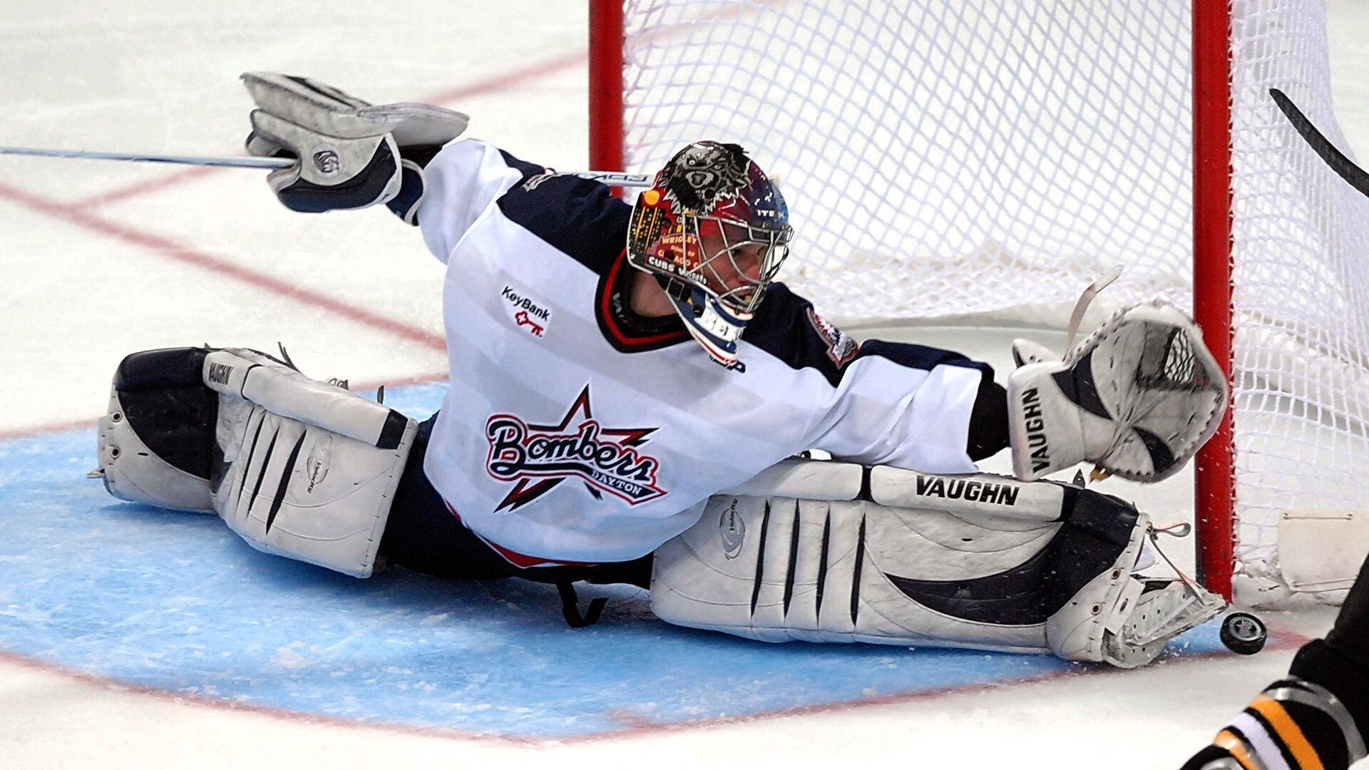 九游在线玩-恩比德中投稳定帮助球队保持领先，恩比德谈主场优势